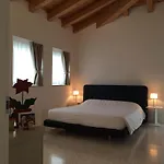 Quirinus Venetia Properties